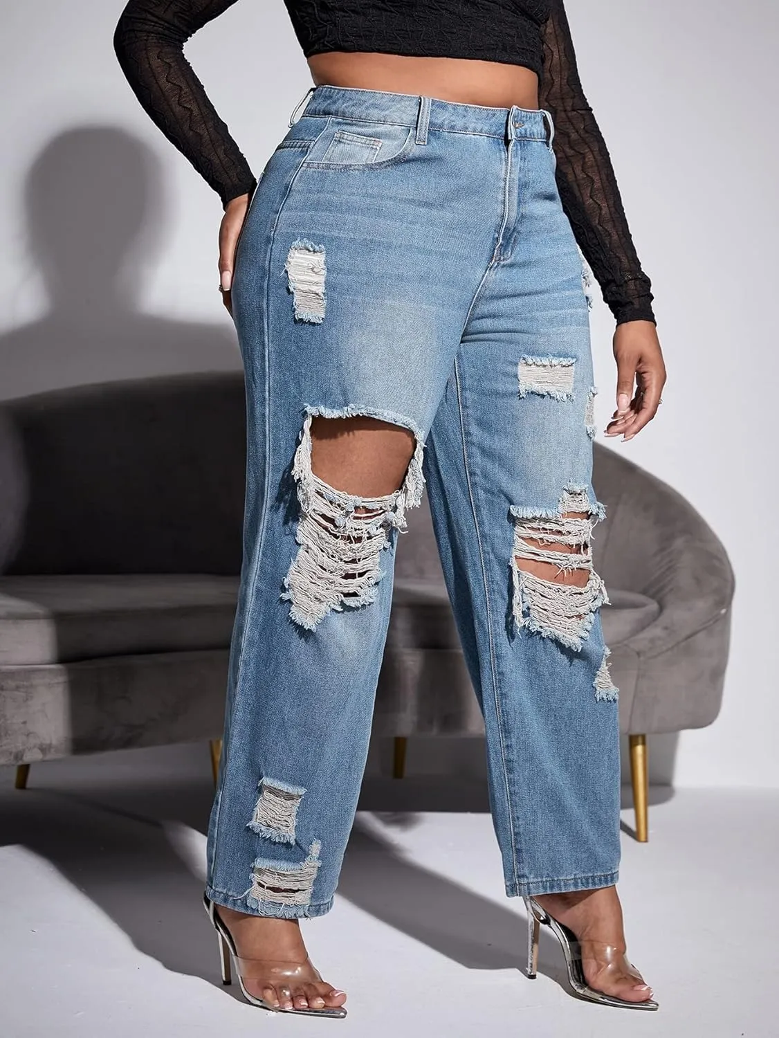 WDIRARA Women's Plus Size Ripped High Waist Cut Out Straight Leg Jeans Denim Pants