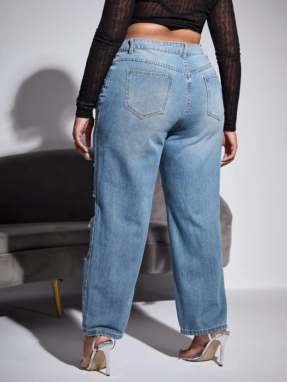 WDIRARA Women's Plus Size Ripped High Waist Cut Out Straight Leg Jeans Denim Pants
