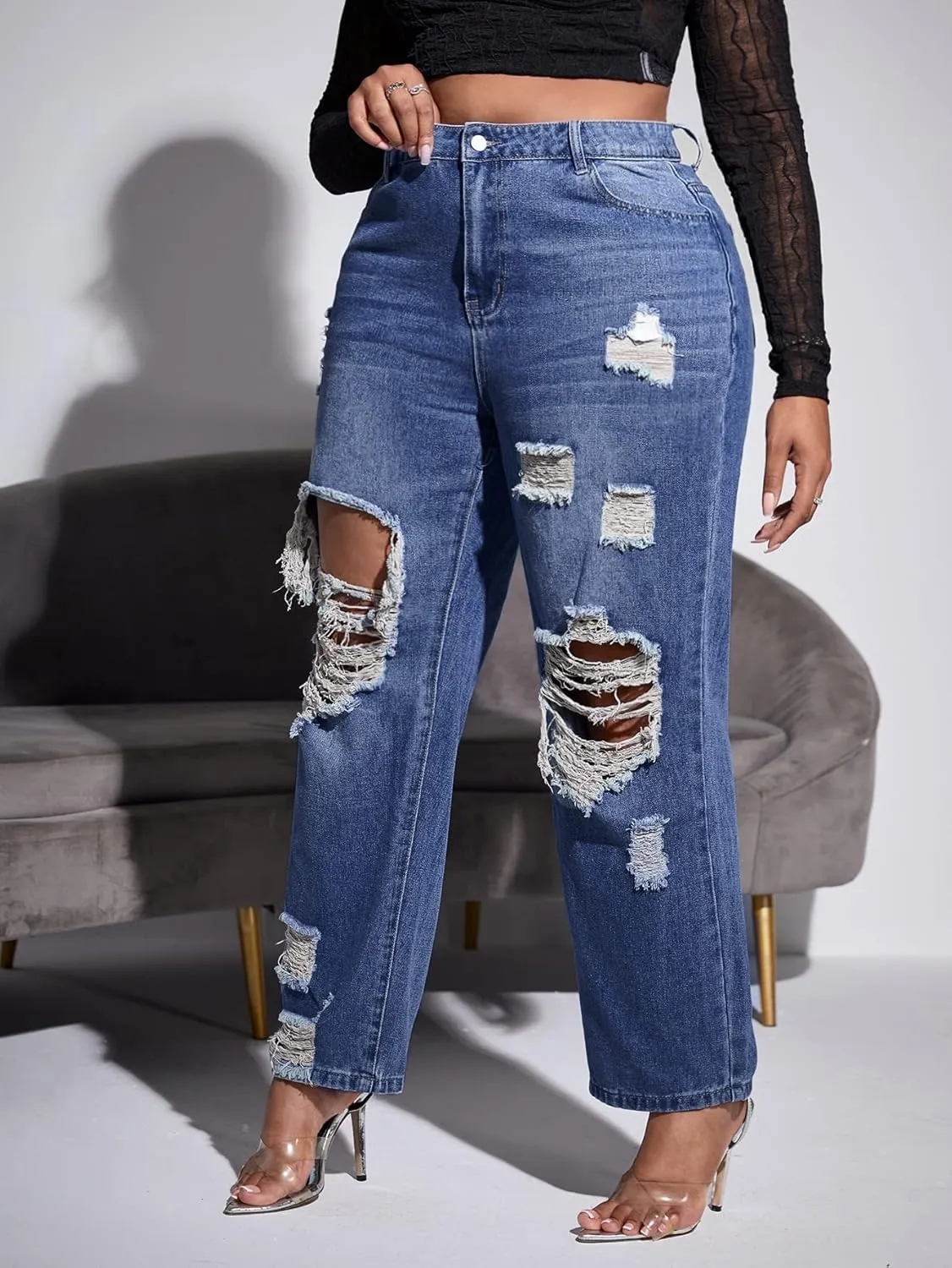 WDIRARA Women's Plus Size Ripped High Waist Cut Out Straight Leg Jeans Denim Pants